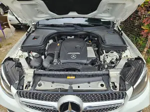 Mercedes-Benz GLC-Class 2017 White