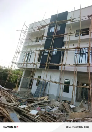 4bdrm Duplex in Ikeja Estate for sale