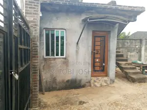 Warehouse, One Bedroom Flat With Boys Quarters