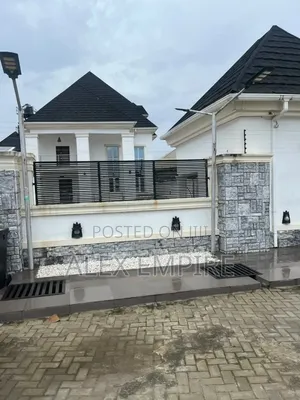 6bdrm Duplex in Ago Palace for sale
