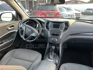 Hyundai Santa Fe 2016 Gray