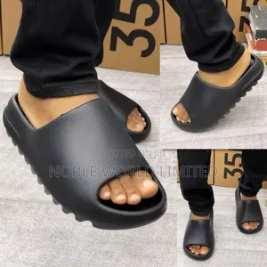 Black/Milk Colour a High Quality Slides Frank 7p