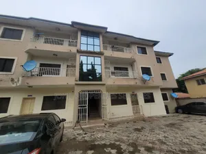 3bdrm Block of Flats in Utako for rent