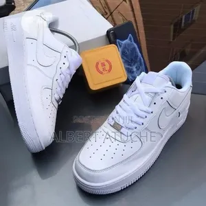 Nike Air Force 1