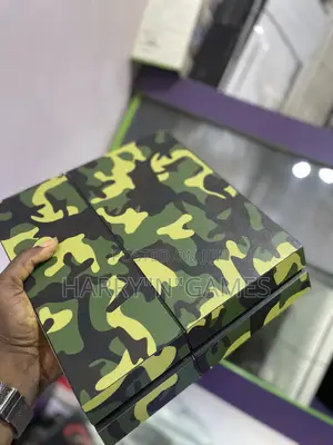 Camo Playstation4 500gig10 Games