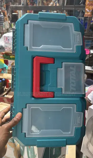 Total Plastic Tools Box 20”