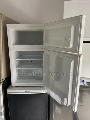 Clean Tokunbo Compact Double-door Fridge – Working Perfectly