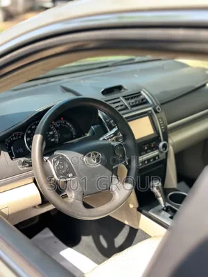 Toyota Camry 2014 Gold