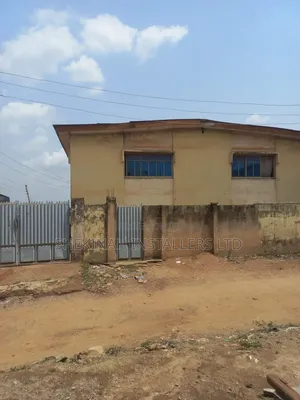 3bdrm Block of Flats in Adegbayi, Ibadan North West for sale