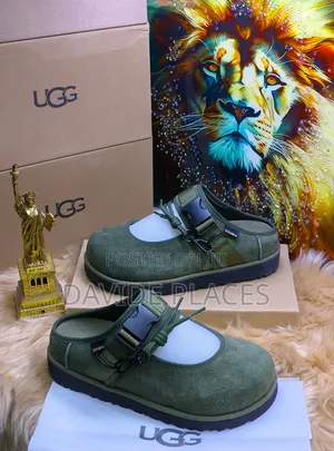 Quality Original Ugg Unisex Half Shoe, Available in Different Colours
