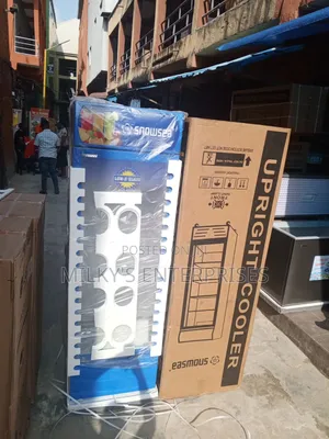 Snowsea Showcase Refrigerator