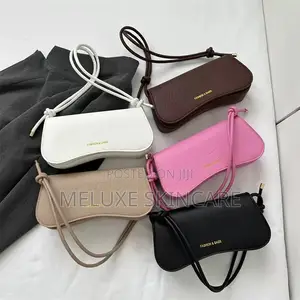 Baddie Shoulder Bag