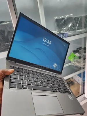 Laptop HP ZBook Firefly 14 G7 16GB Intel Core i5 SSD 512GB