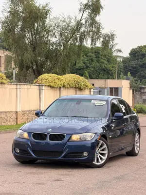 BMW 328i 2011 Blue