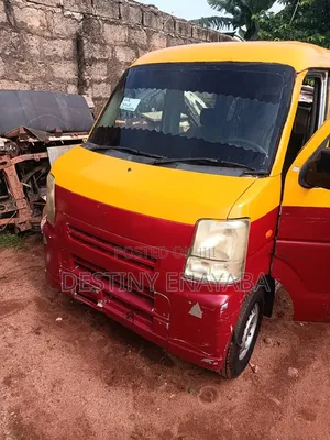 Suzuki Every 2004 Yellow