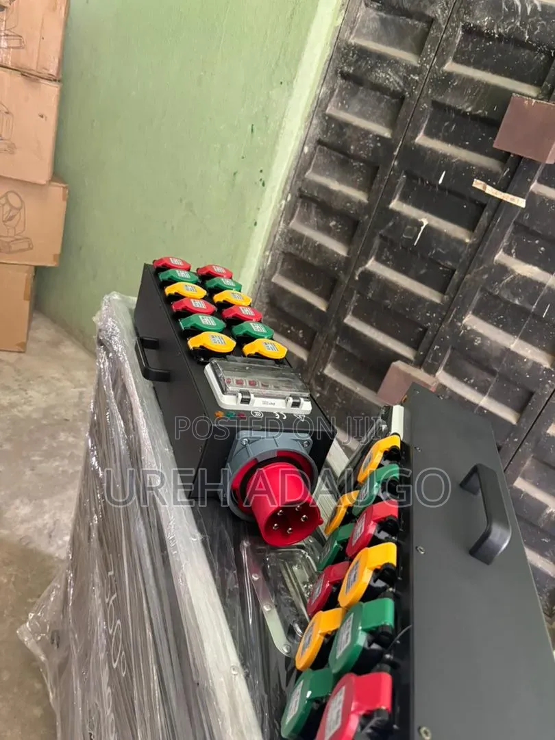 12 Channel Power Distro