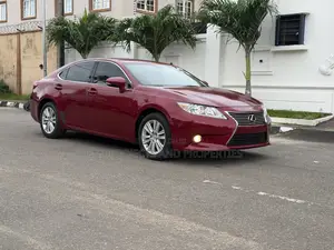 Lexus ES 350 FWD 2015 Red