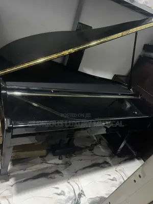 Direct Uk Used Suzuki Digital Grand Piano