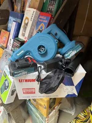 Makita Cordless Air Blower 118volts
