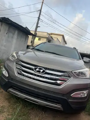 Hyundai Santa Fe 2015 Gray