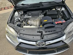 Toyota Camry 2018 Silver