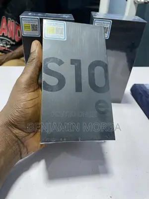 New Samsung Galaxy S10e 128 GB
