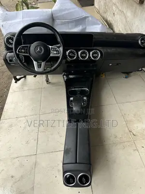 A Class,B Class, Cla Dashboard 2020 Benz W247