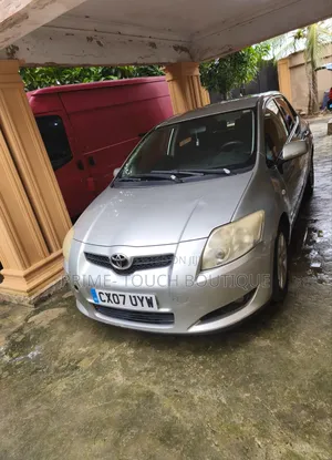 Toyota Auris 2009 Silver