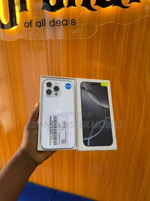 Apple iPhone 16 Pro Max 256 GB White