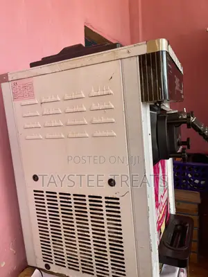 Ice Cream Machine
