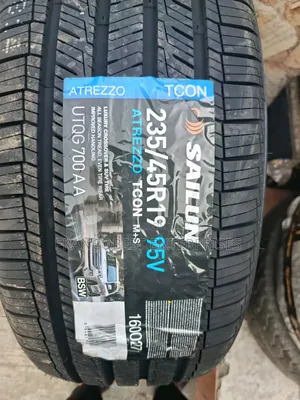 235/45r19 Sailun Premium Tire