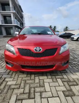 Toyota Camry SE 4dr Sedan (2.5L 4cyl 6A) 2011 Red