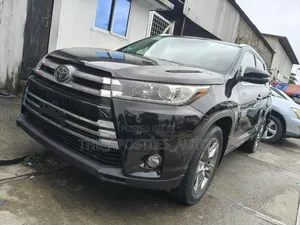 Toyota Highlander 2019 Matt Black