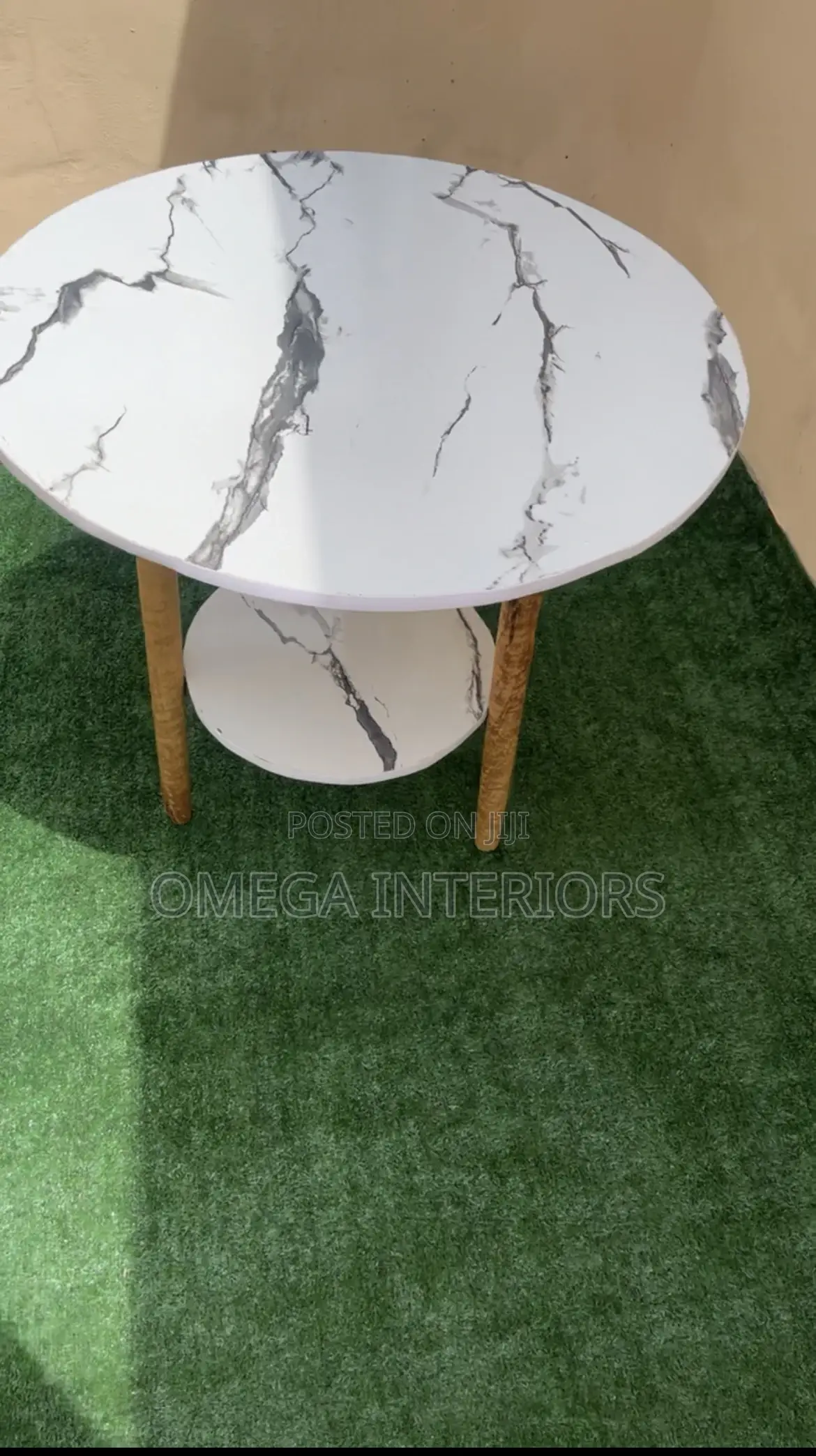 Round Table Top
