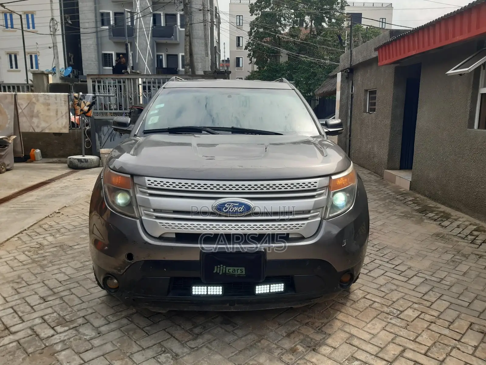 Ford Explorer 2012 Gray