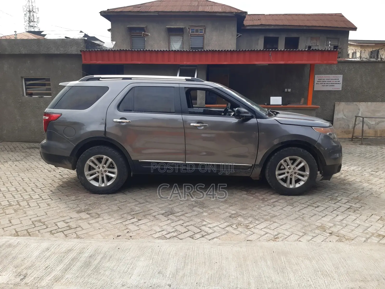 Ford Explorer 2012 Gray