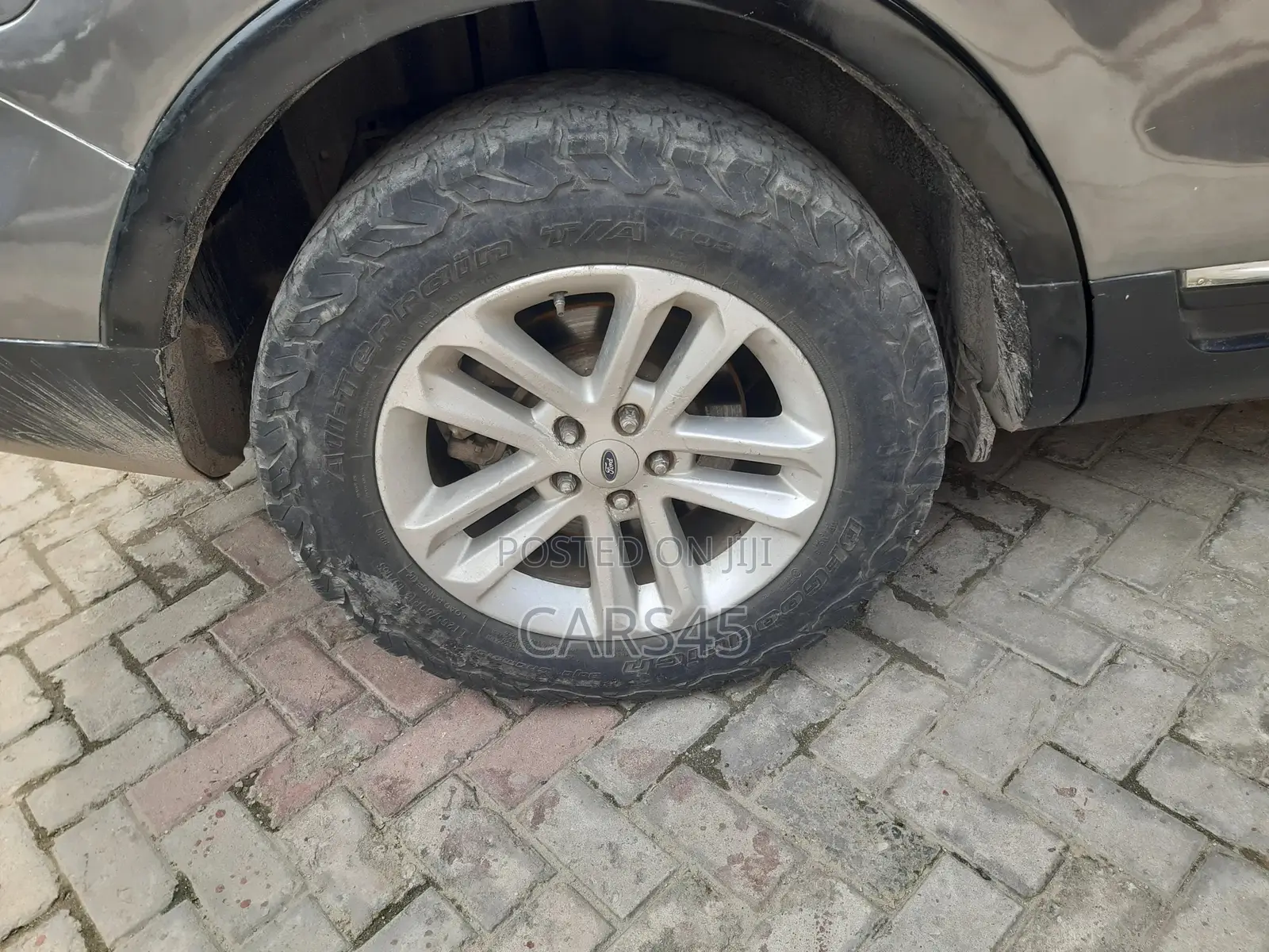Ford Explorer 2012 Gray