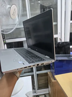 Laptop HP ProBook 650 G4 8GB Intel Core i5 SSD 256GB