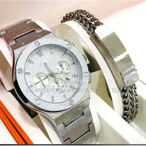 None Tarnish Men's Unisex Wristwatch