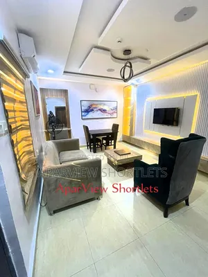 Fully Furnished and Serviced Luxury 2 Bedroom Shortlet Apartment