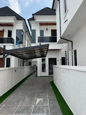 4bdrm Duplex in Epe Road for sale