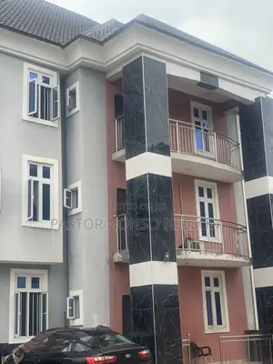 3bdrm Block of Flats in Egbu, Owerri for sale