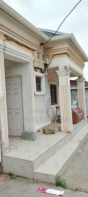 3bdrm Bungalow in Surulere Estate, Meiran for sale