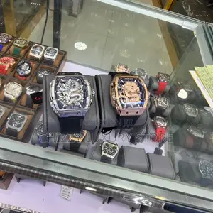 Bonest Gatti Quality Luxury Men Automatic Engine Wristwatch