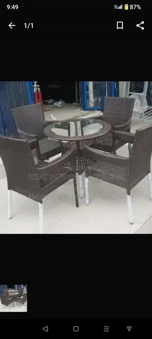 Indoor/Outdoor 4-Seater Rattan Chairs