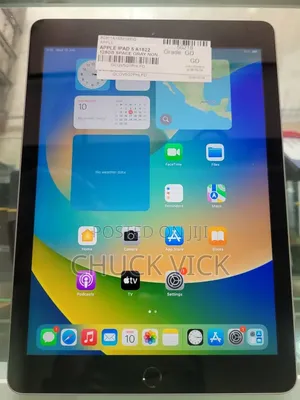 Apple iPad 9.7 128 GB Gray