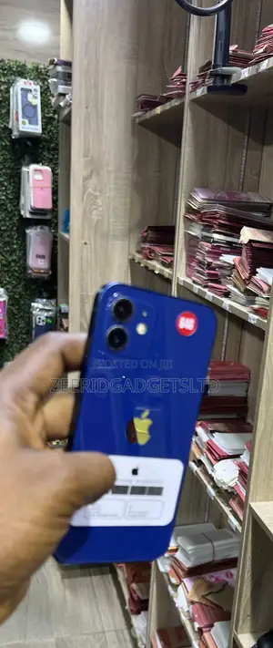Apple iPhone 12 64 GB Blue