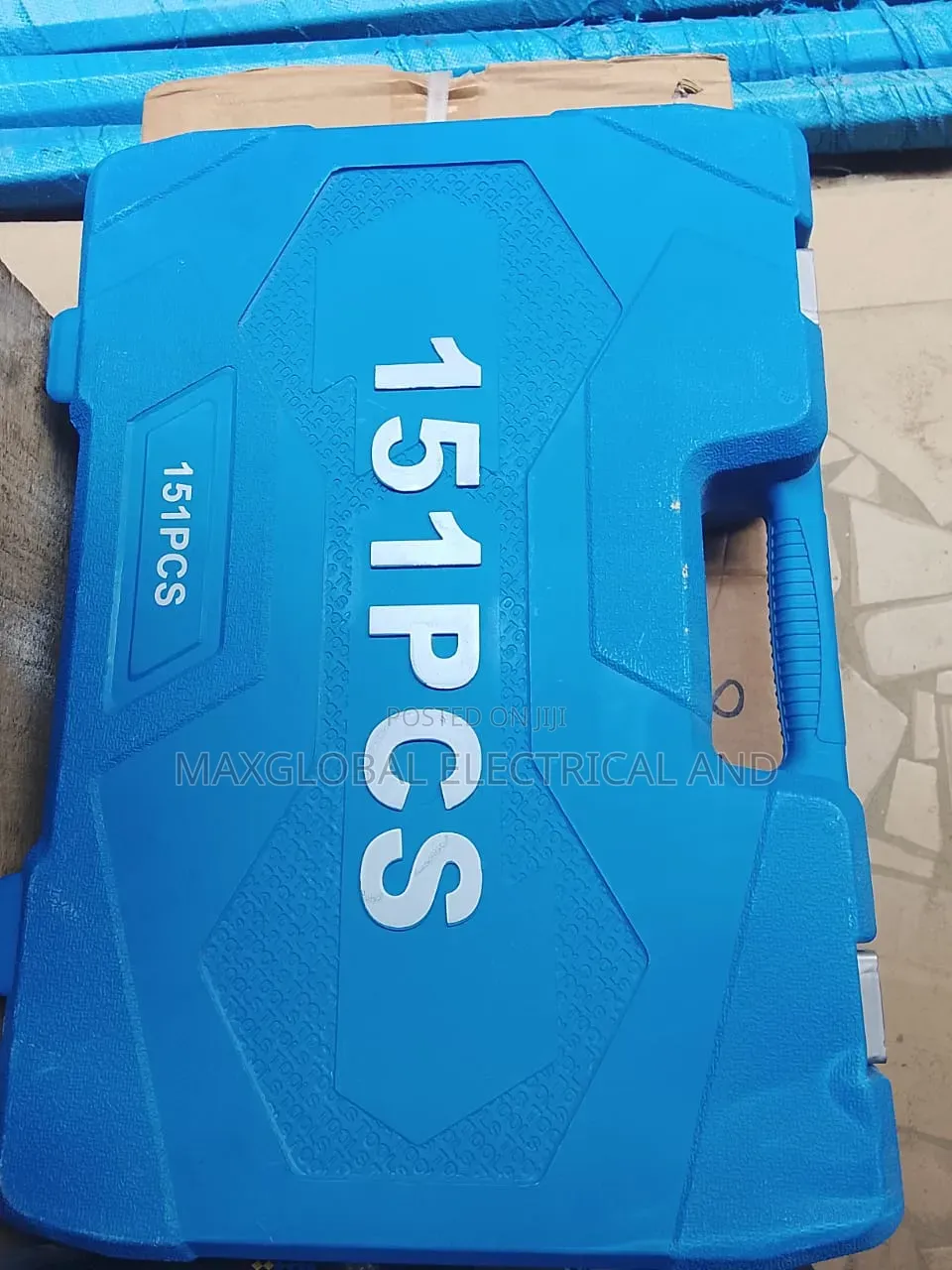 151 Pics Tools Box