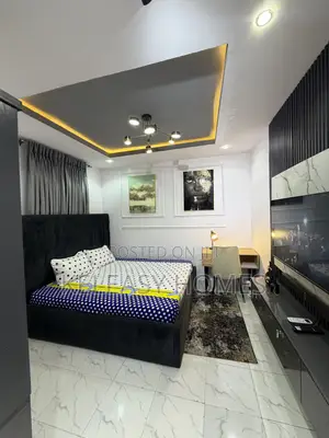 Luxury Studio Apartment