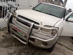 Toyota Sequoia 2002 White